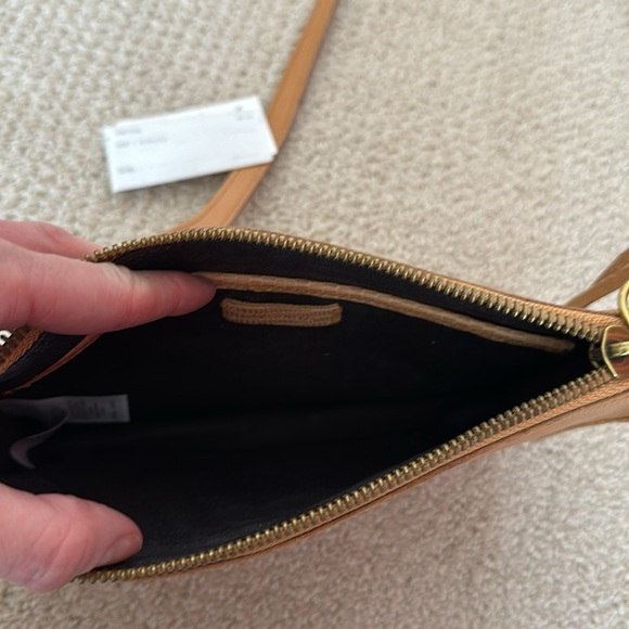 Madewell tan crossbody or shoulder purse - Picture 4 of 4